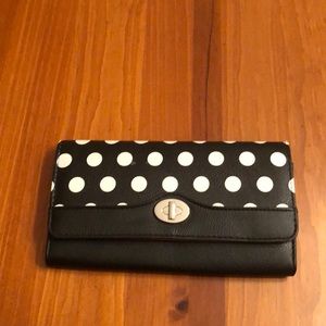 WALLET. Black/white polka dot